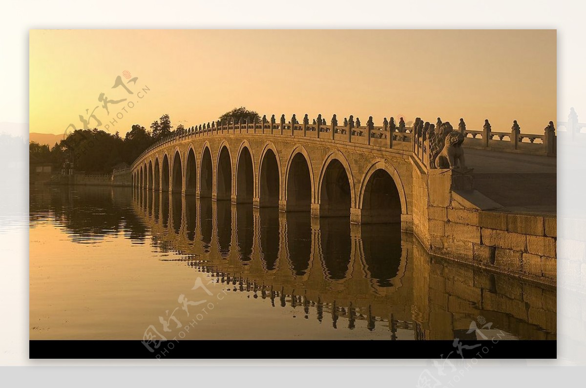 北京昆明湖十七拱桥图片