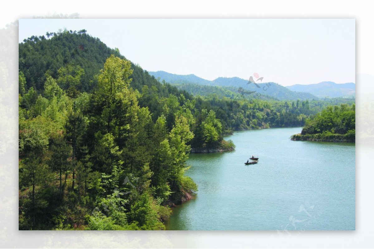 抚龙湖景色图片