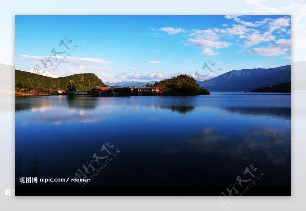 泸沽湖里格半岛图片