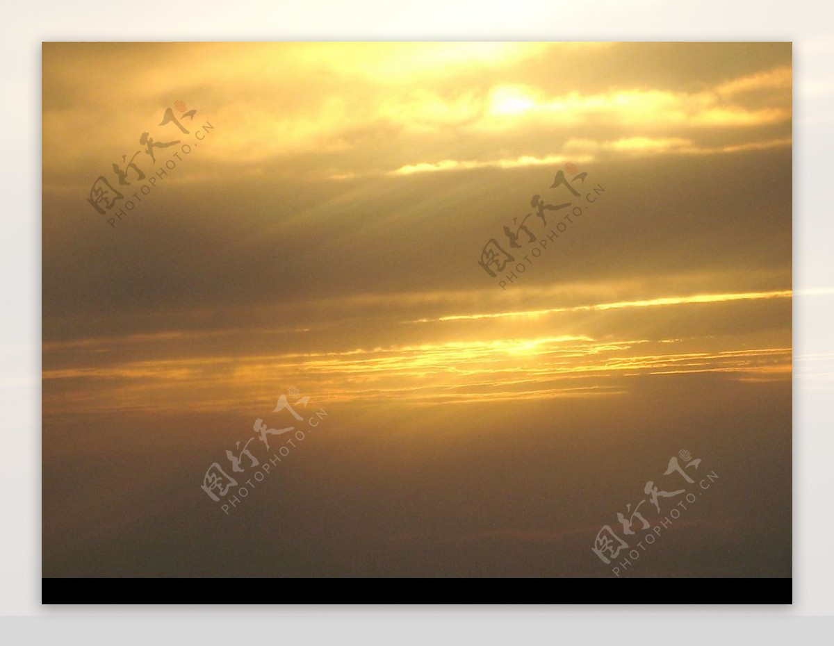 自然风景日落太阳阳光云层图片