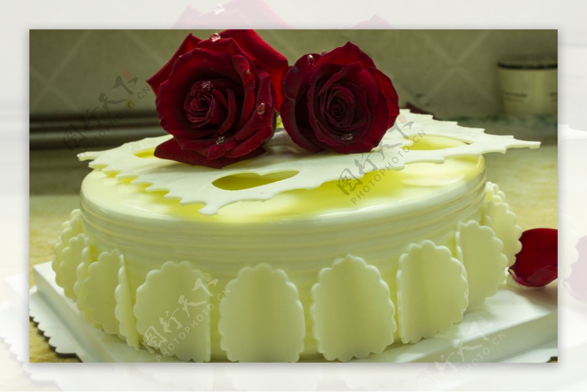 玫瑰生日蛋糕图片