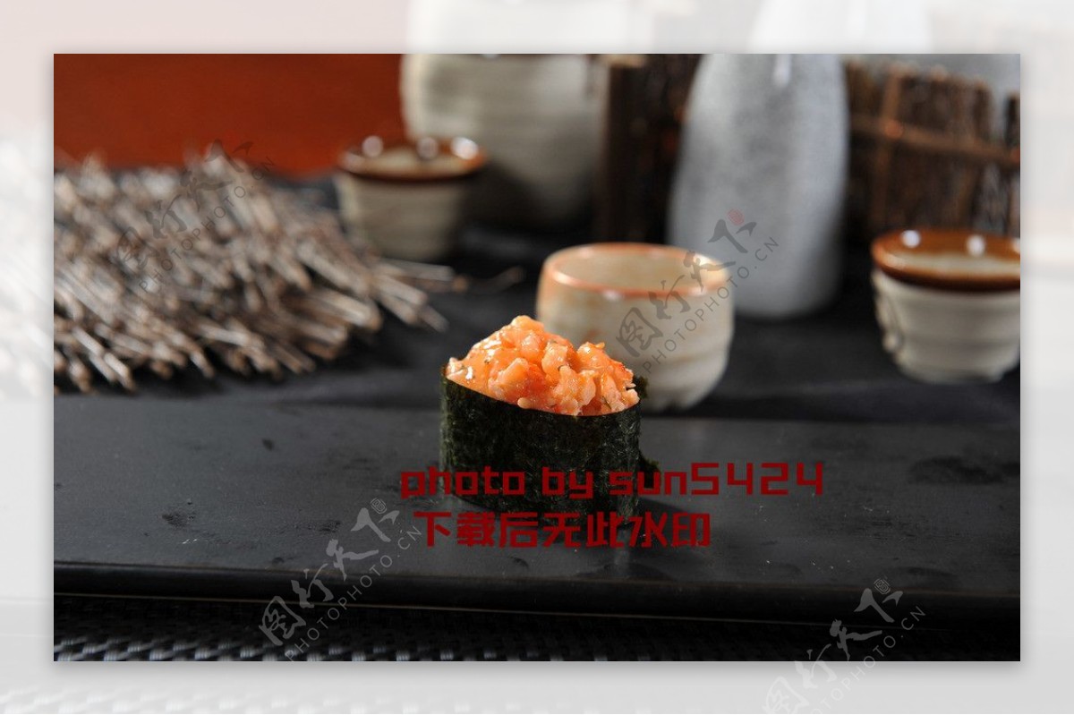 龙虾沙拉军舰寿司图片