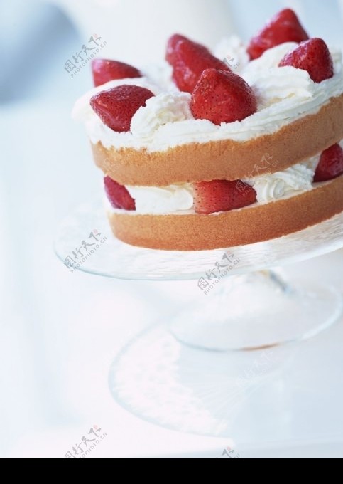 草莓奶油蛋糕特写图片