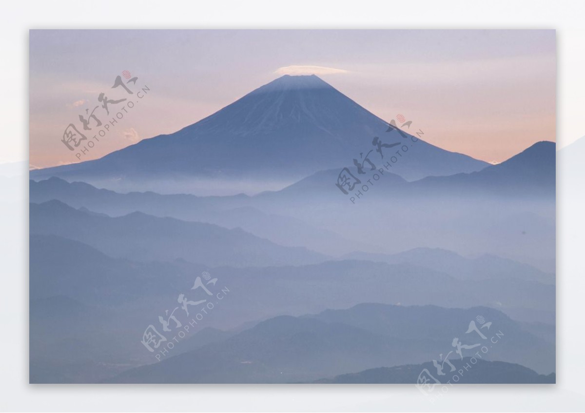 山川河湖图片