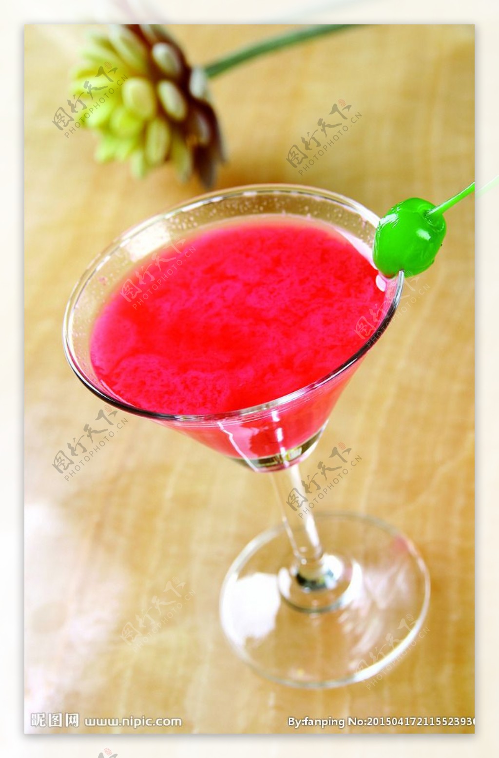 果汁西瓜汁青梅图片