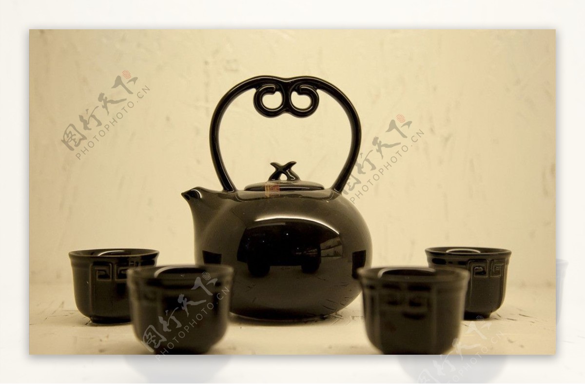 黑釉陶瓷茶壶图片