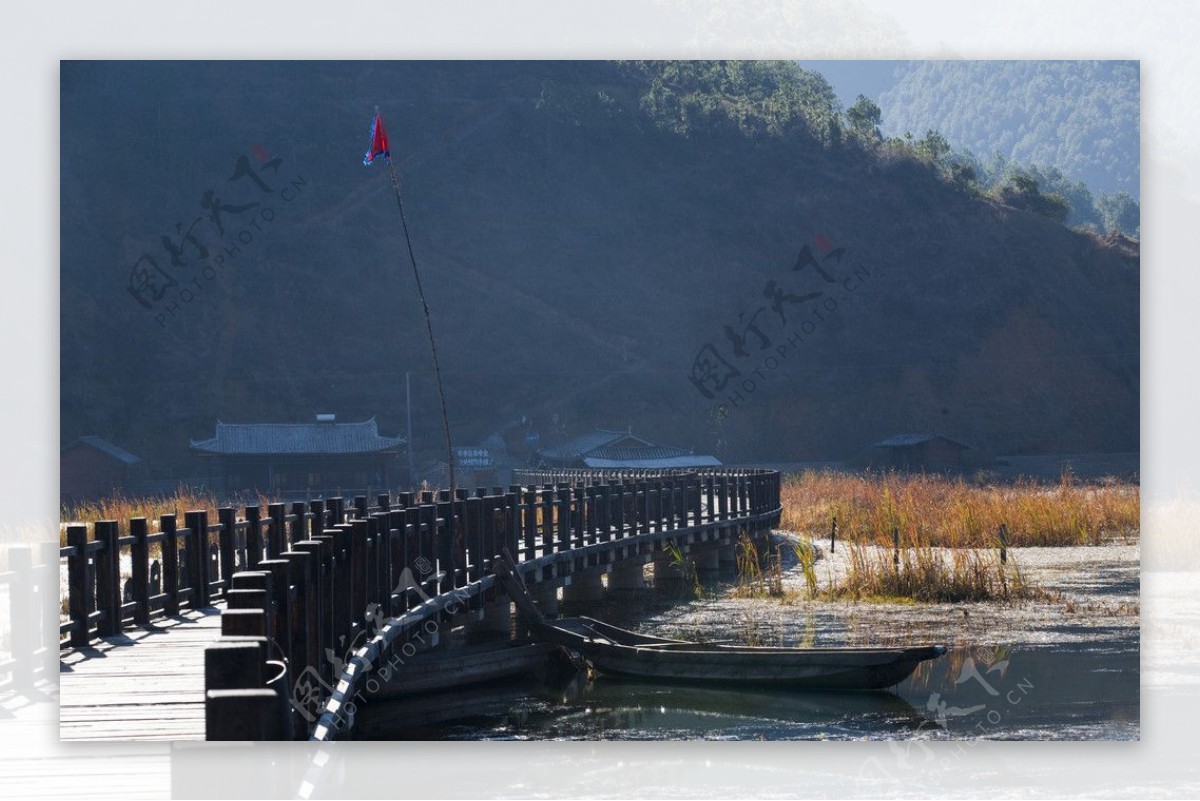 泸沽湖草海走婚桥图片