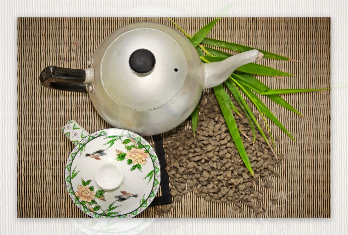 精制茶具茶壶图片