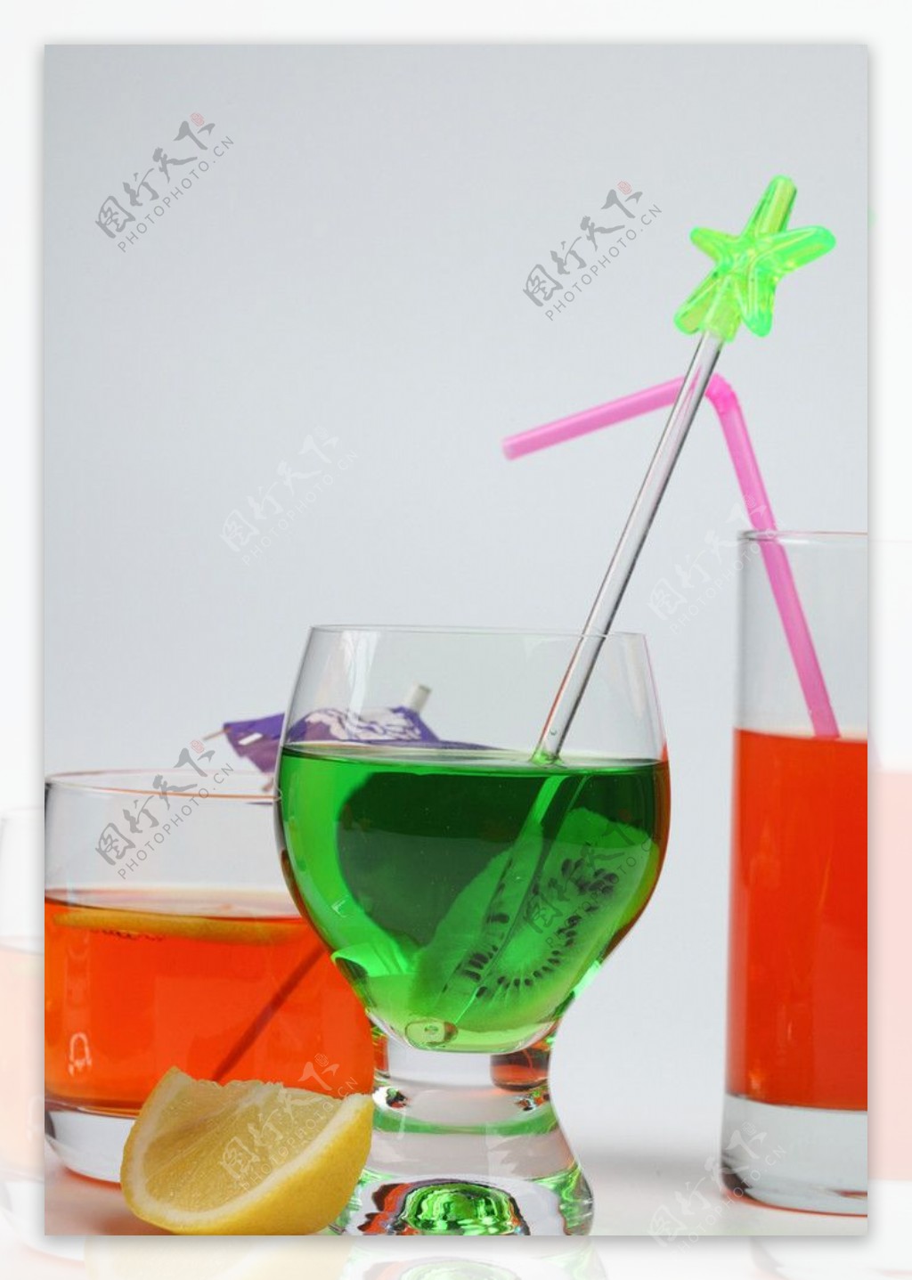 西瓜汁橙汁猕猴桃汁图片