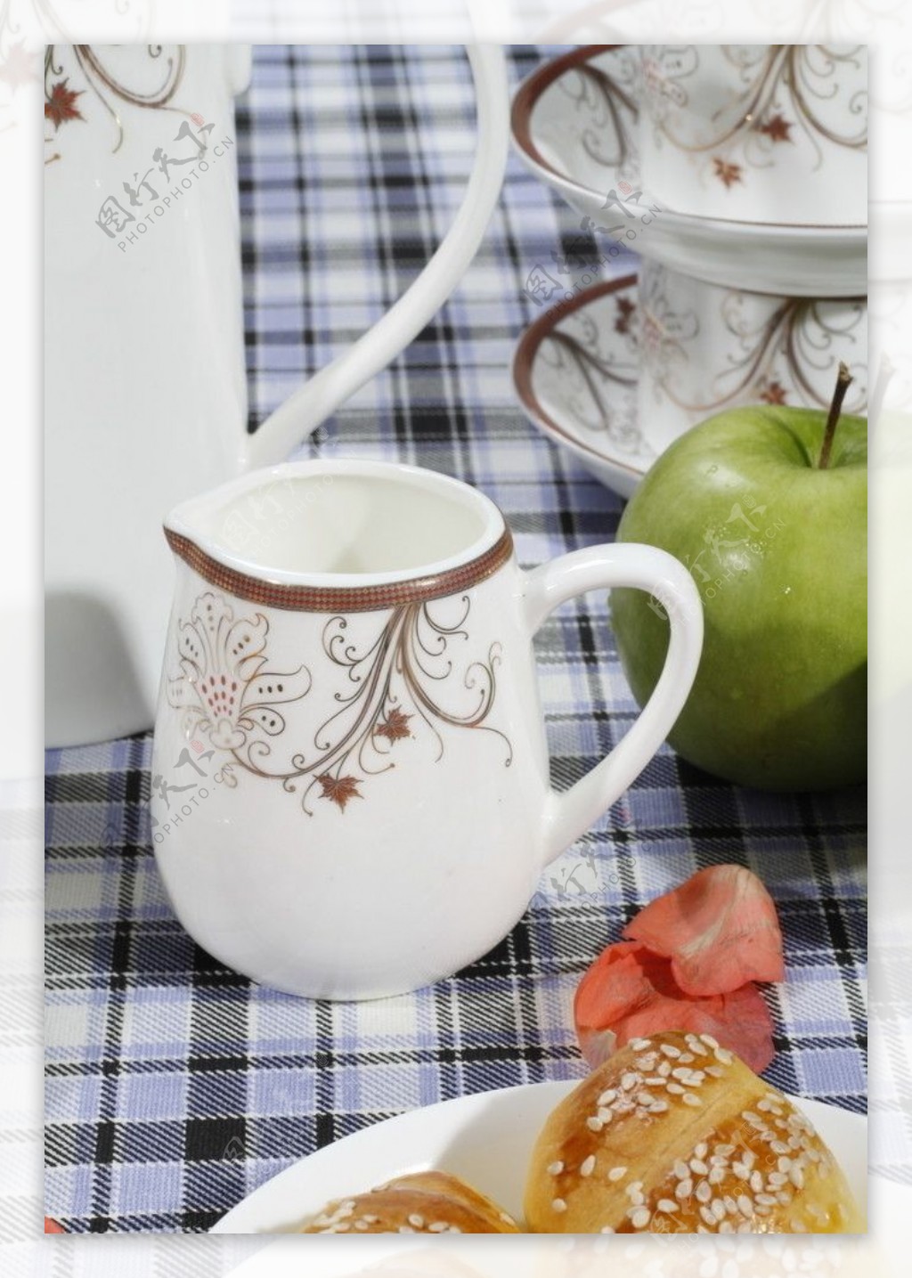 全套陶瓷茶具图片