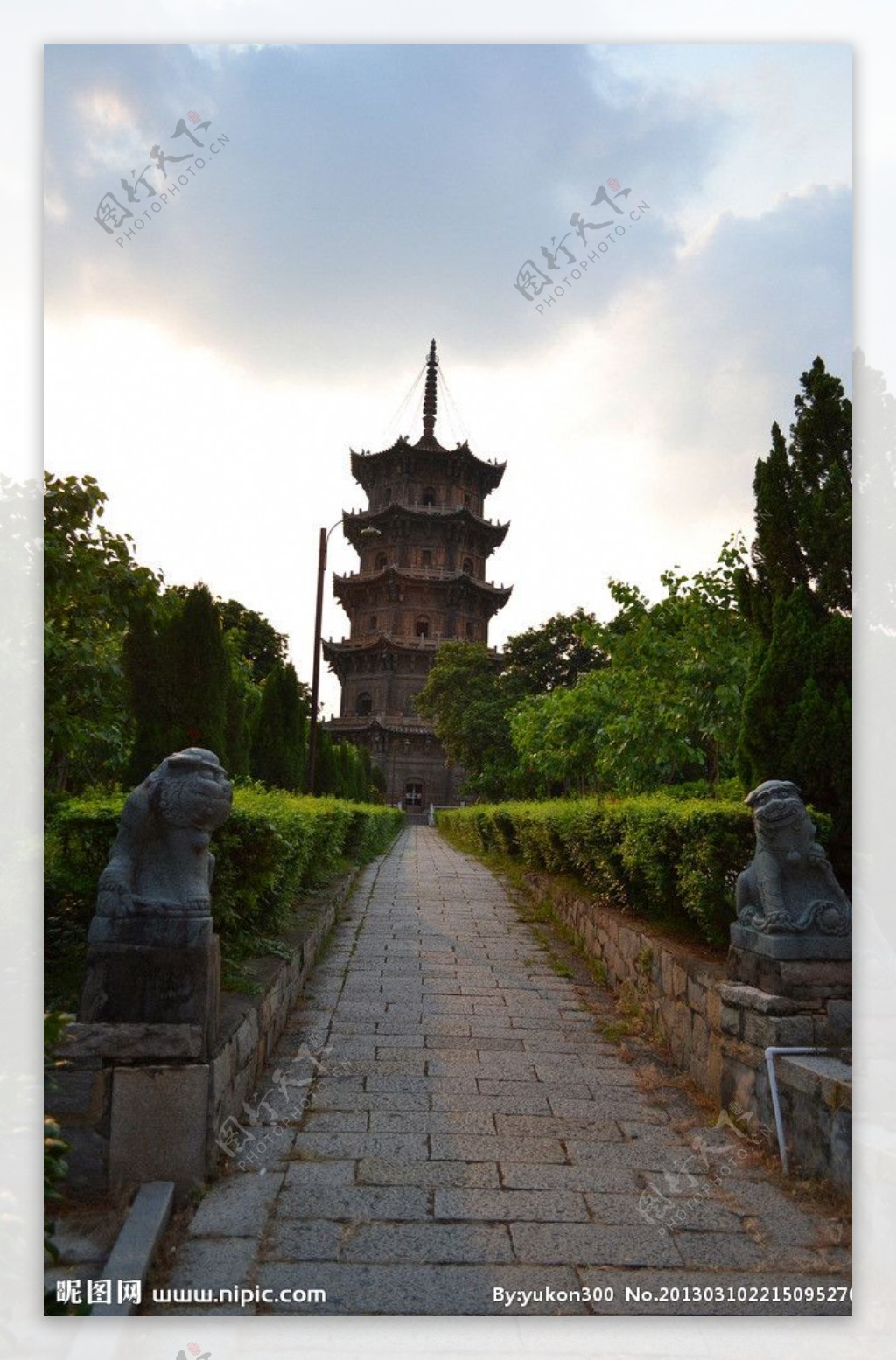 福建泉州开元寺内宝塔西塔