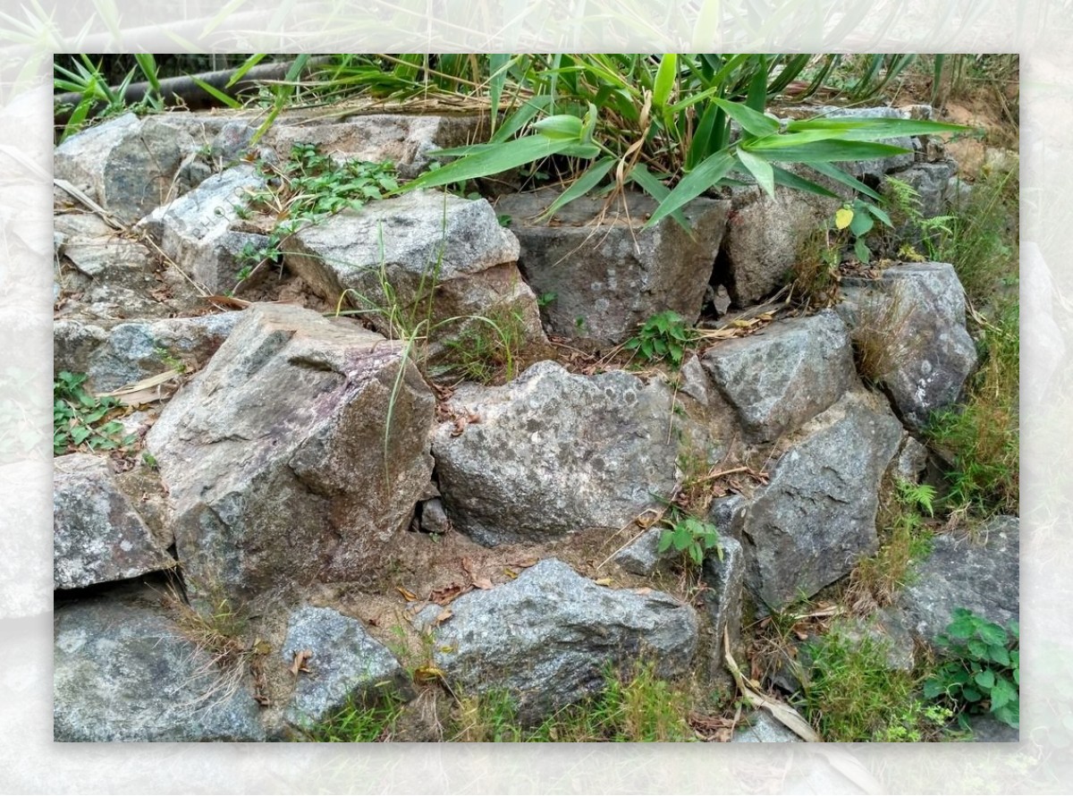 堆叠的岩石