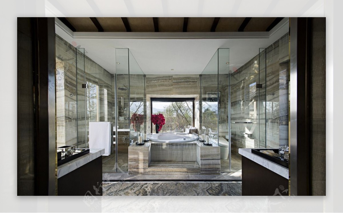 古典风格别墅浴室实景图