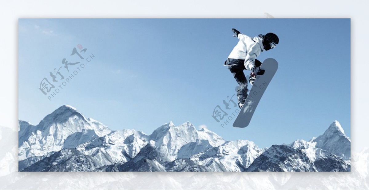 滑雪的运动员高清摄影