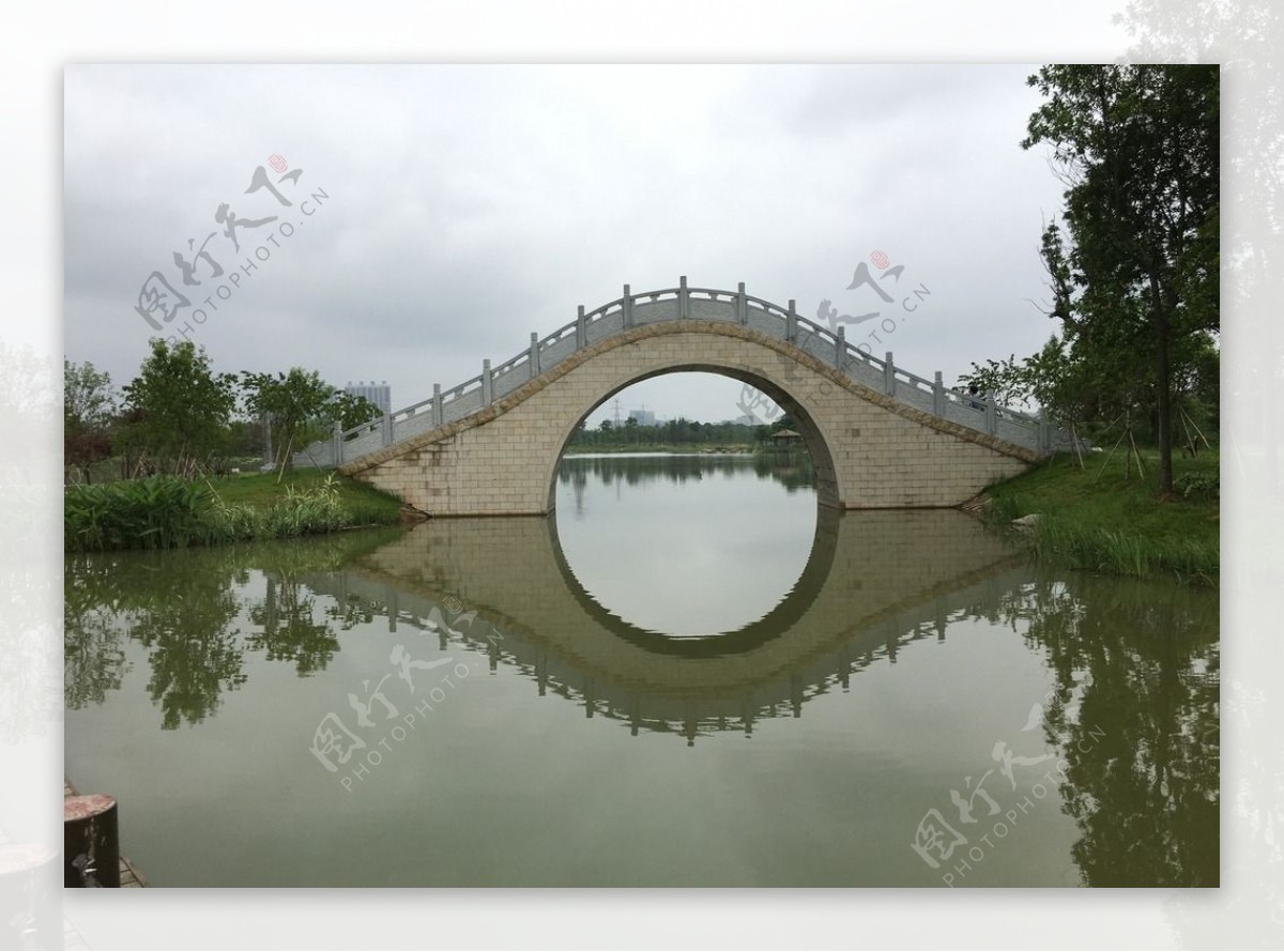 南昌象湖拱形桥