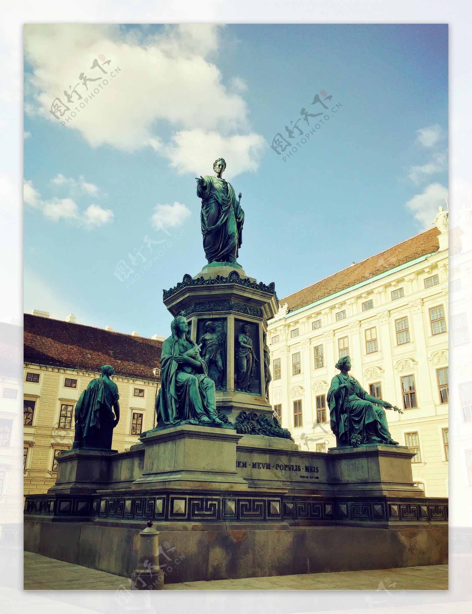 弗兰茨183约瑟夫一世广场雕像