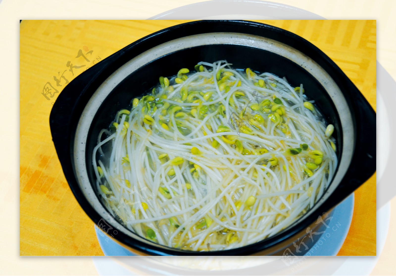 豆芽汤怎么做_豆芽汤的做法_Lilyhuaya_豆果美食