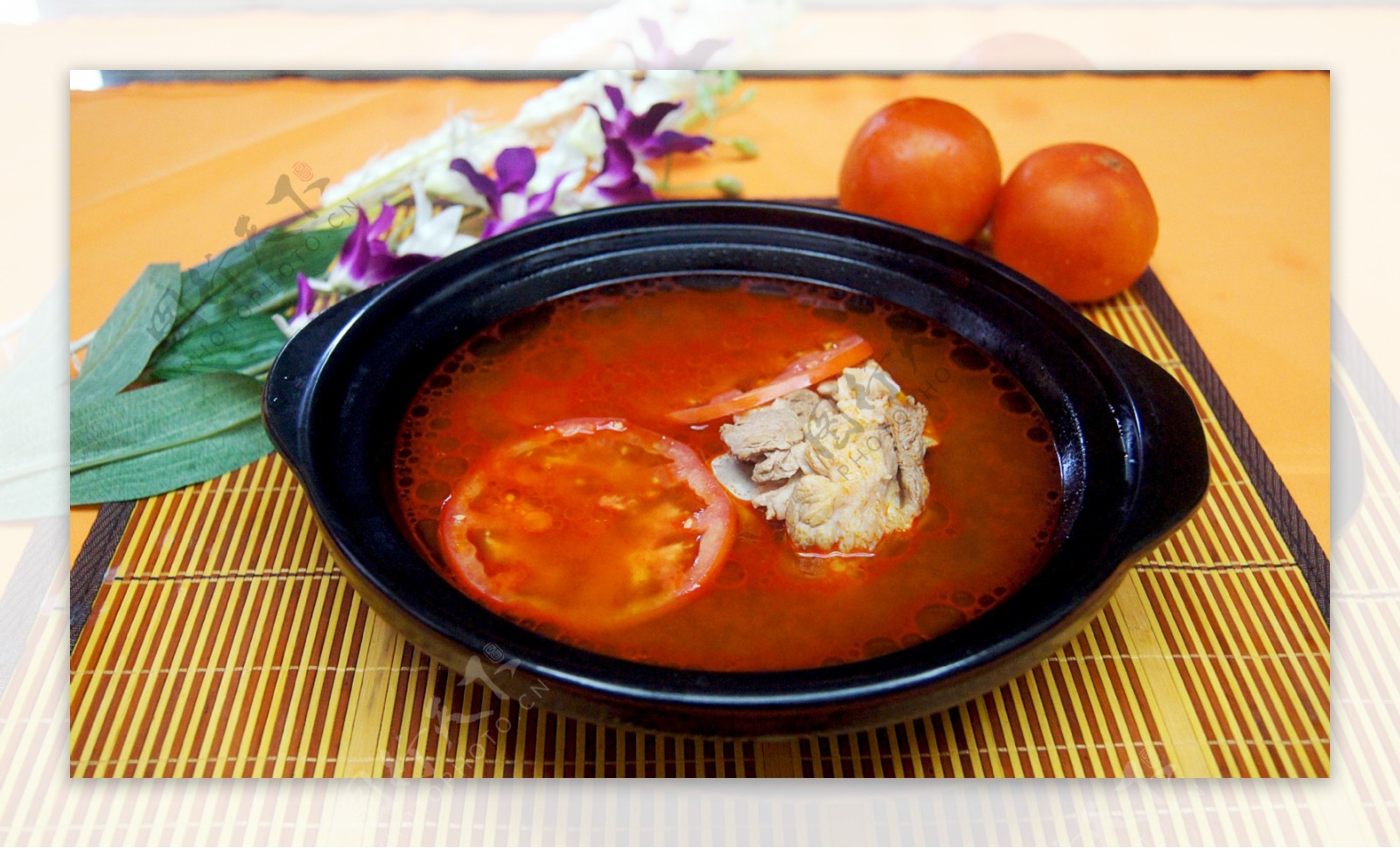 西红柿排骨汤锅