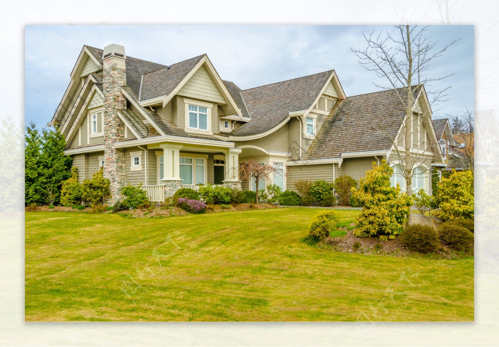壁纸 房子，豪宅，草坪，树木，草，绿色，阳光 2560x1600 HD 高清壁纸, 图片, 照片