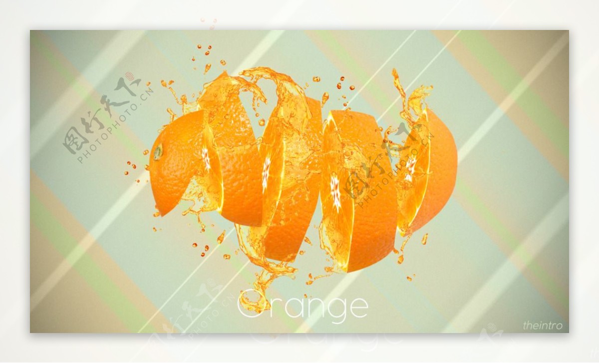 切成多段的汁液四溅的橙子