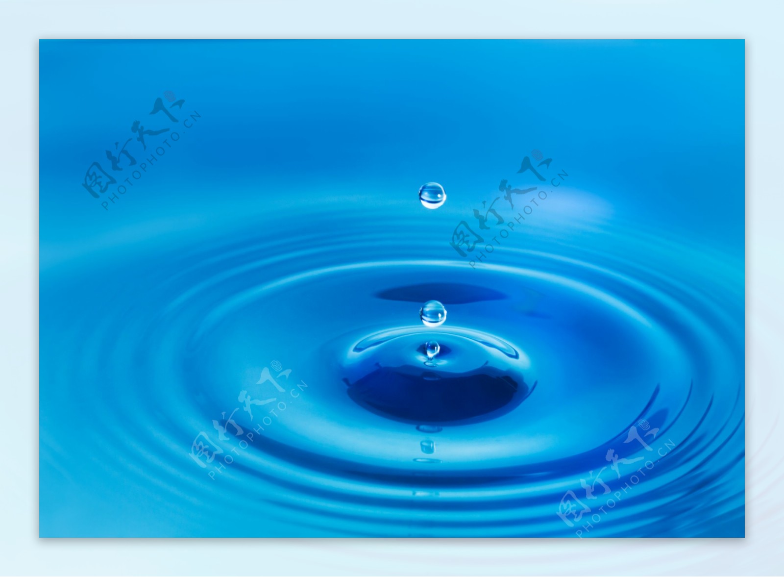 清水水纹水滴图片