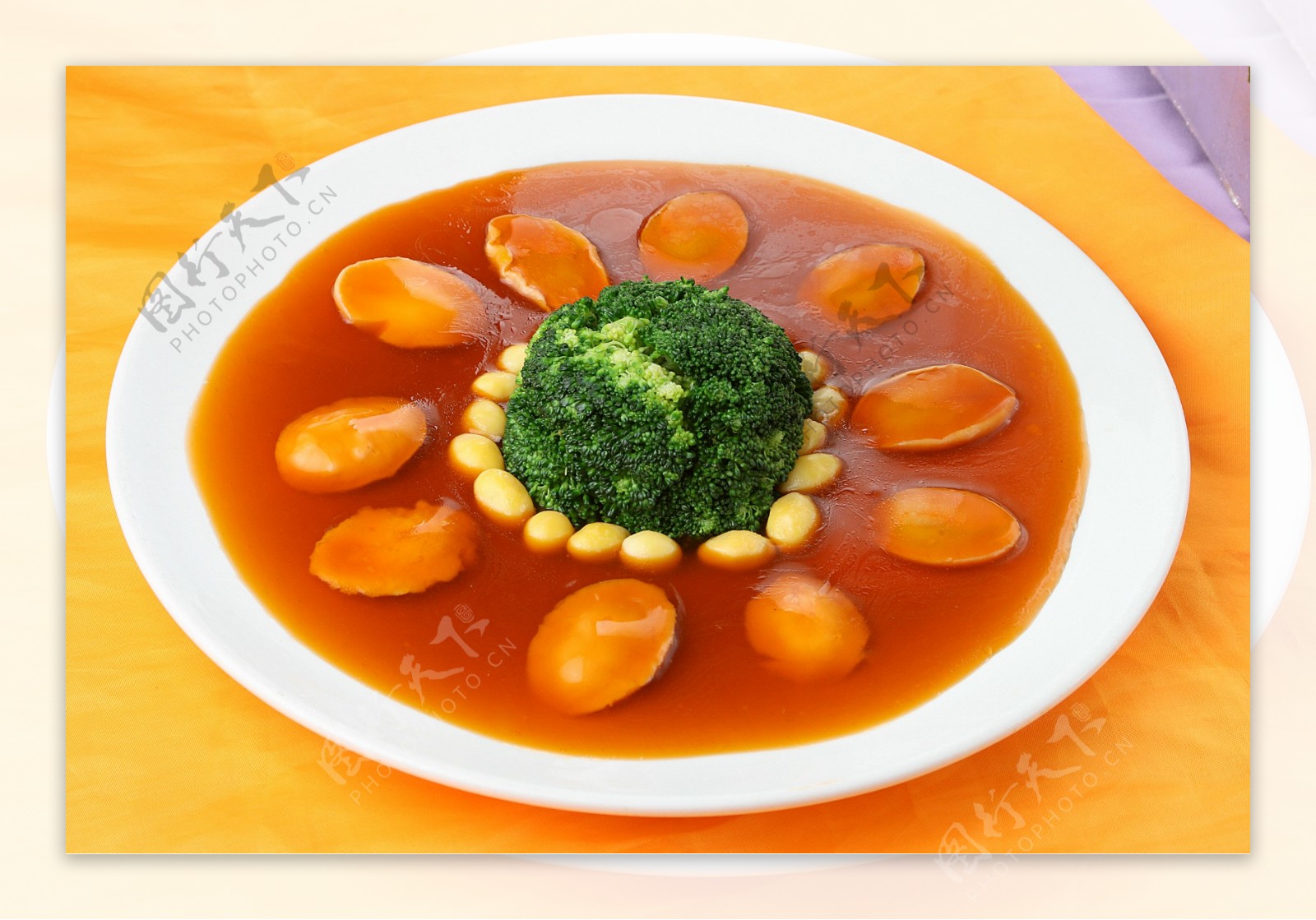 国内美食黄豆海鲜汤