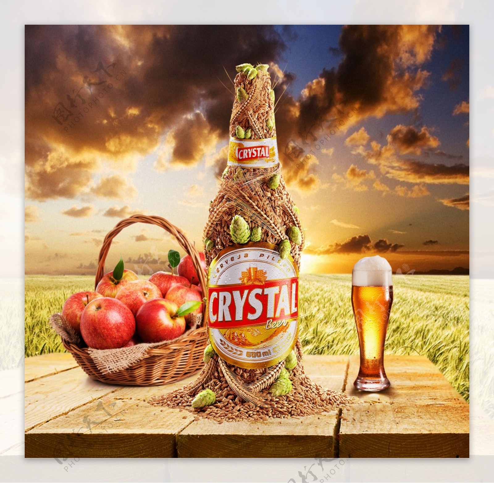 创意合成海报设计啤酒果篮木板麦田夕阳设计