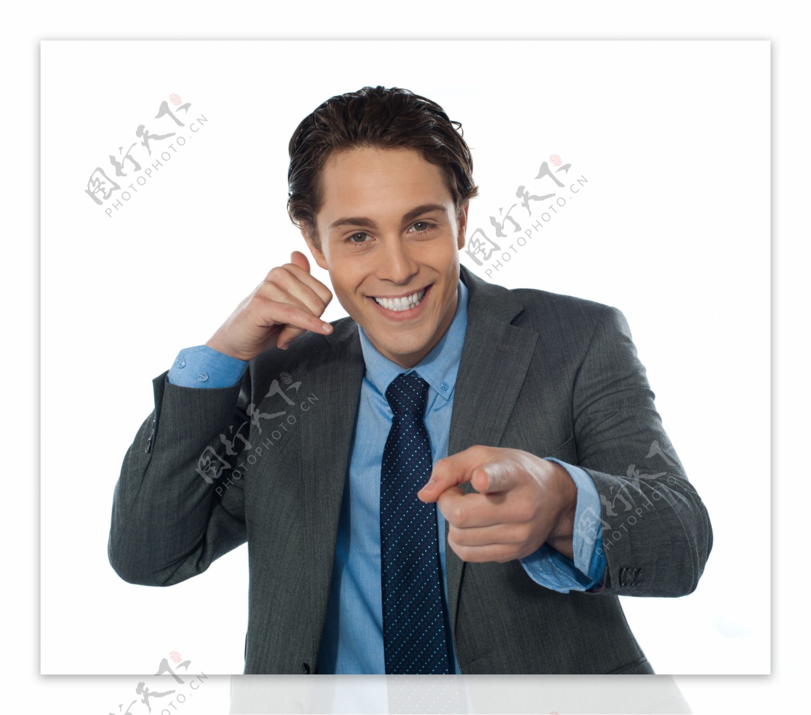 打电话手势的商务男人图片
