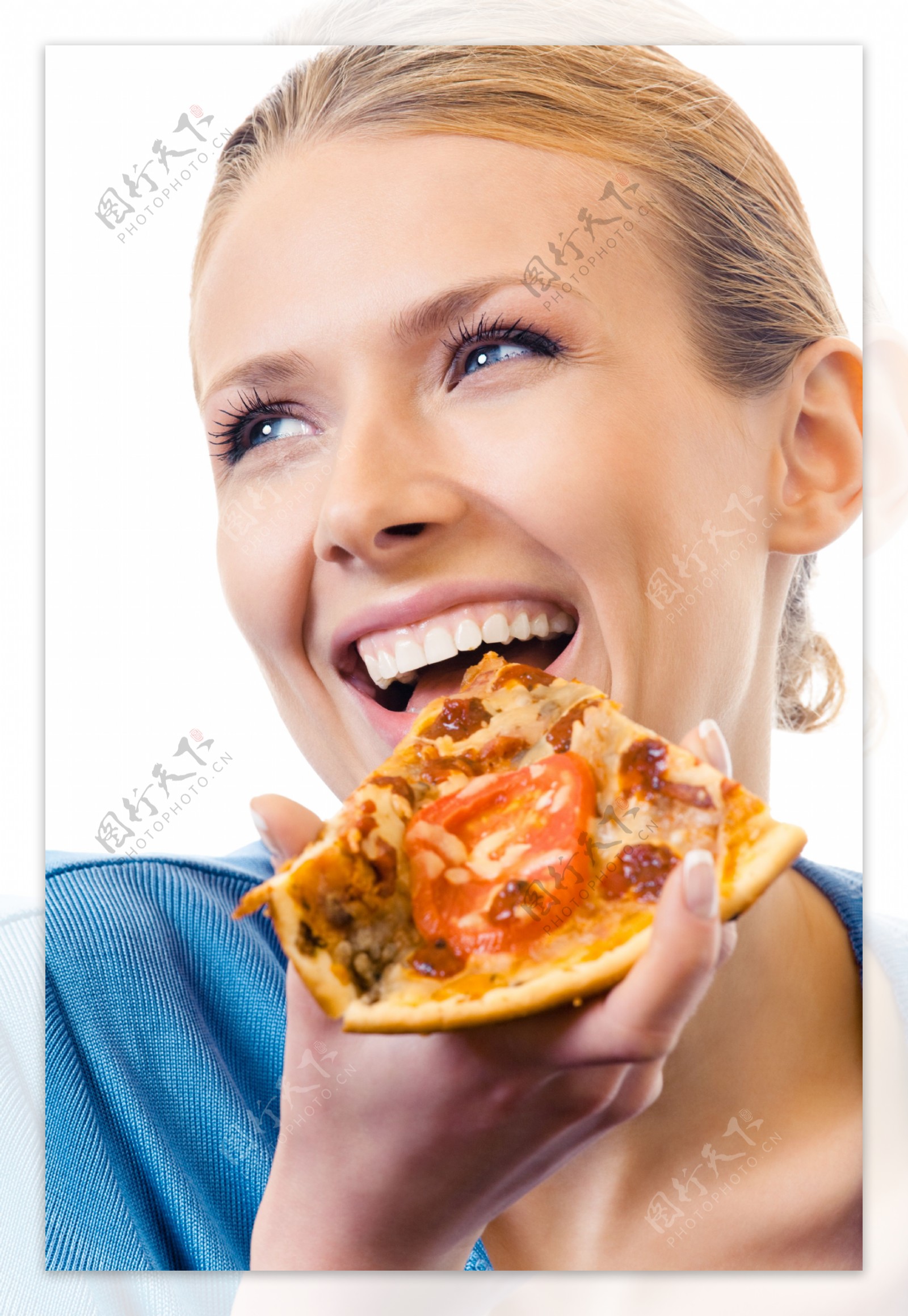 吃披萨的开心女人图片