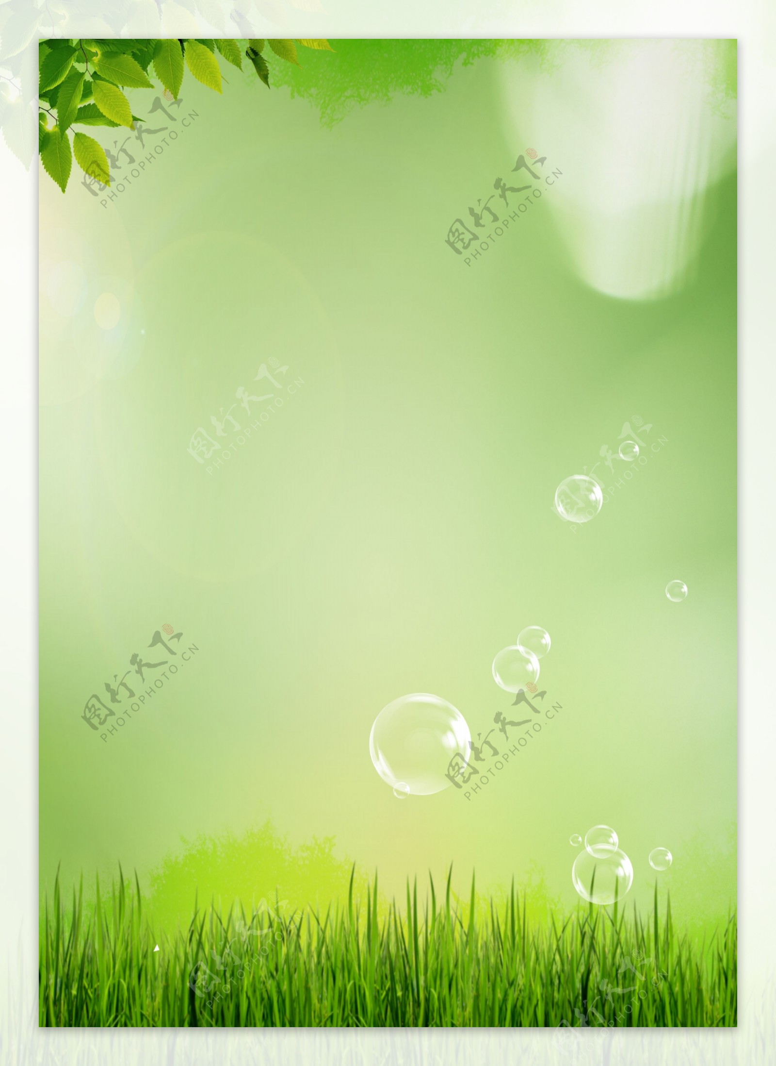 绿色草地透明泡泡
