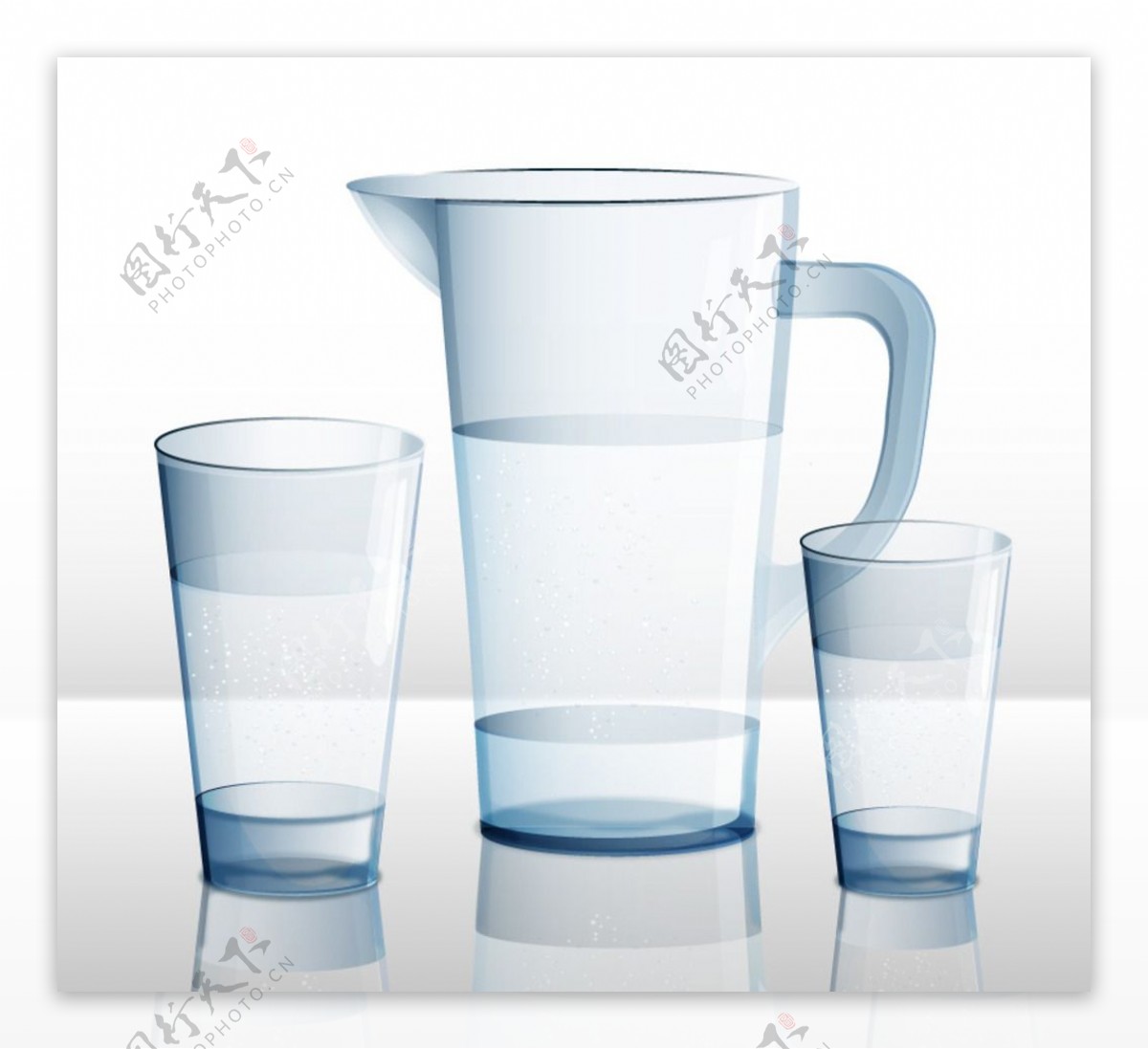 水壶和杯子