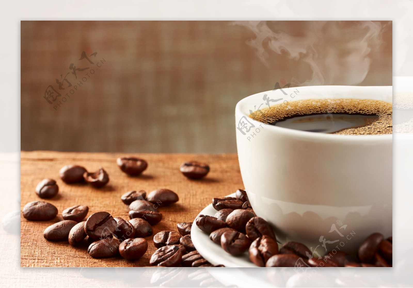香浓的咖啡与咖啡豆图片