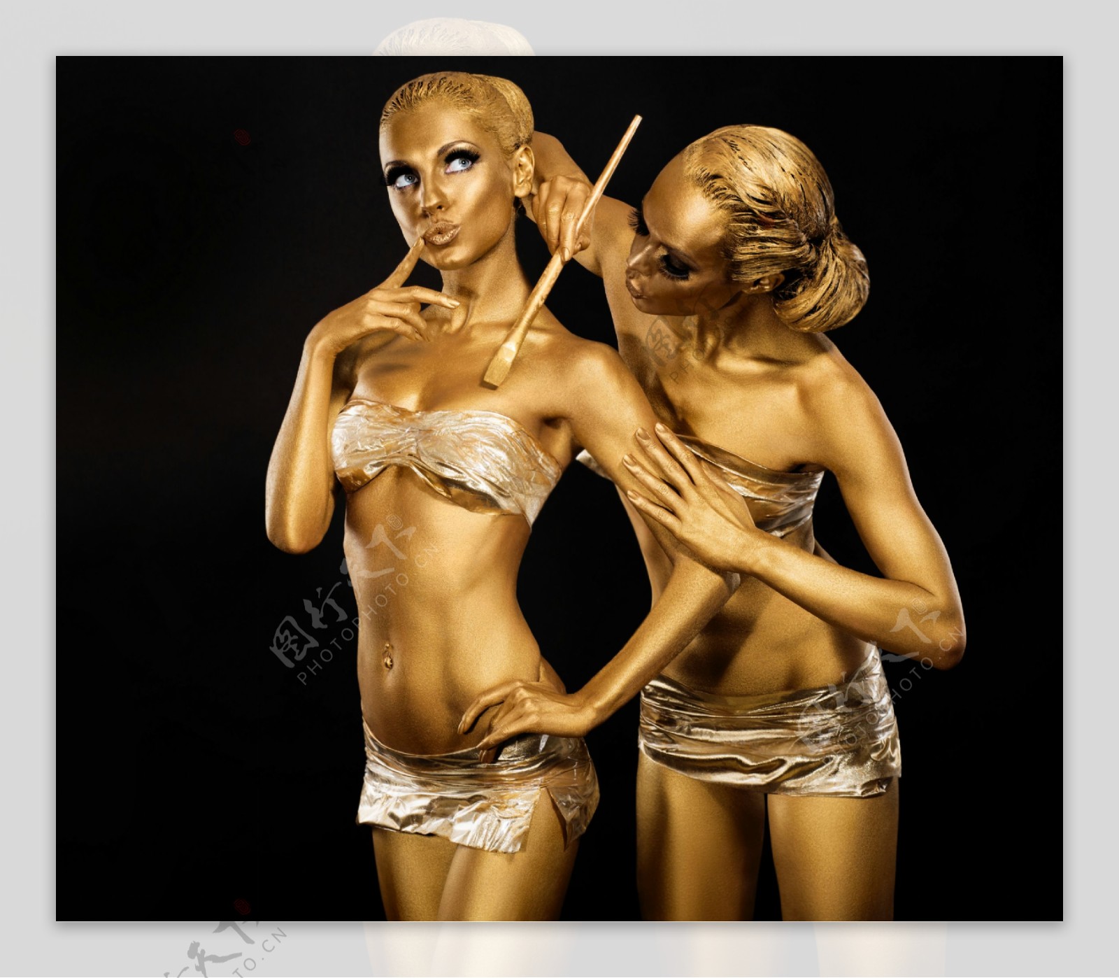 彩绘金色人体模特图片