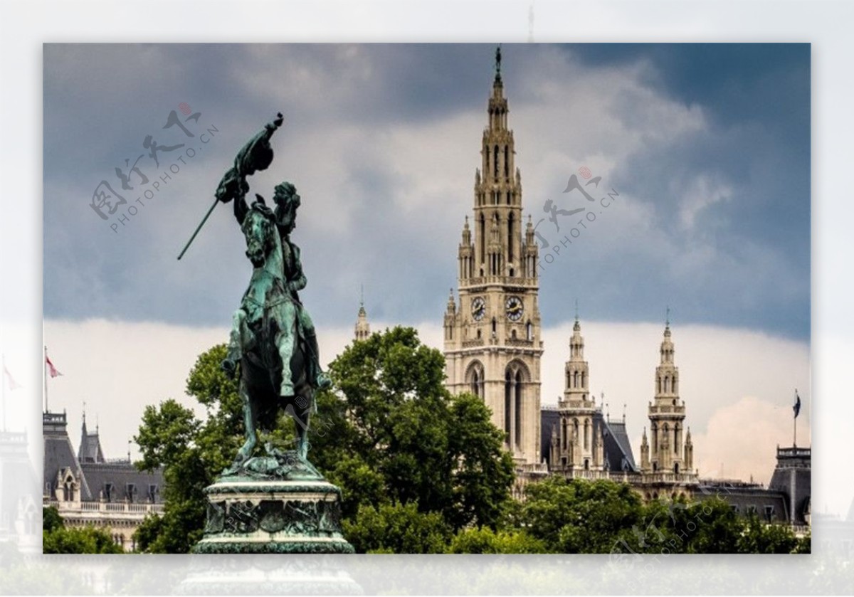 维也纳英雄广场雕像图片