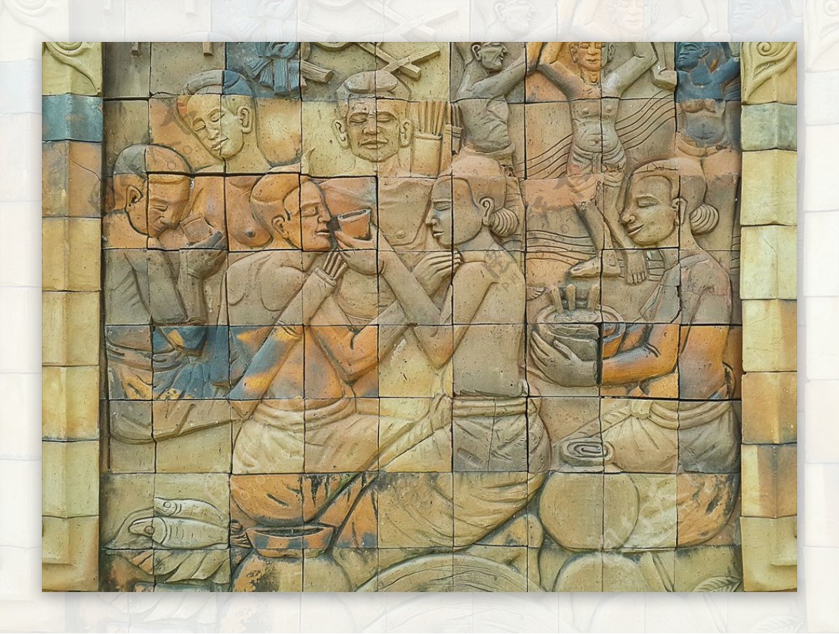 泰国宫殿墙上的雕刻图画