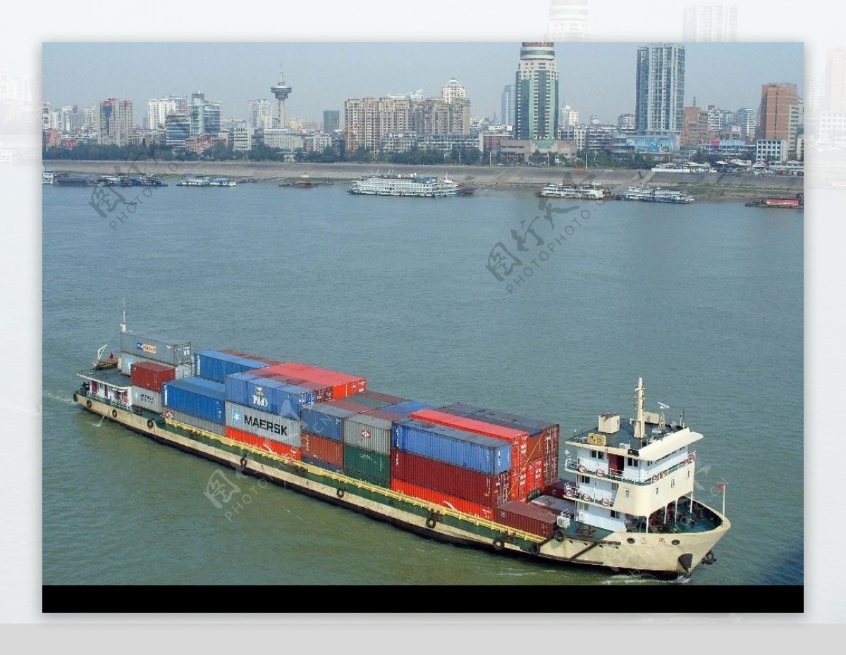 2007年中国港口集装箱吞吐量将突破1亿标准箱