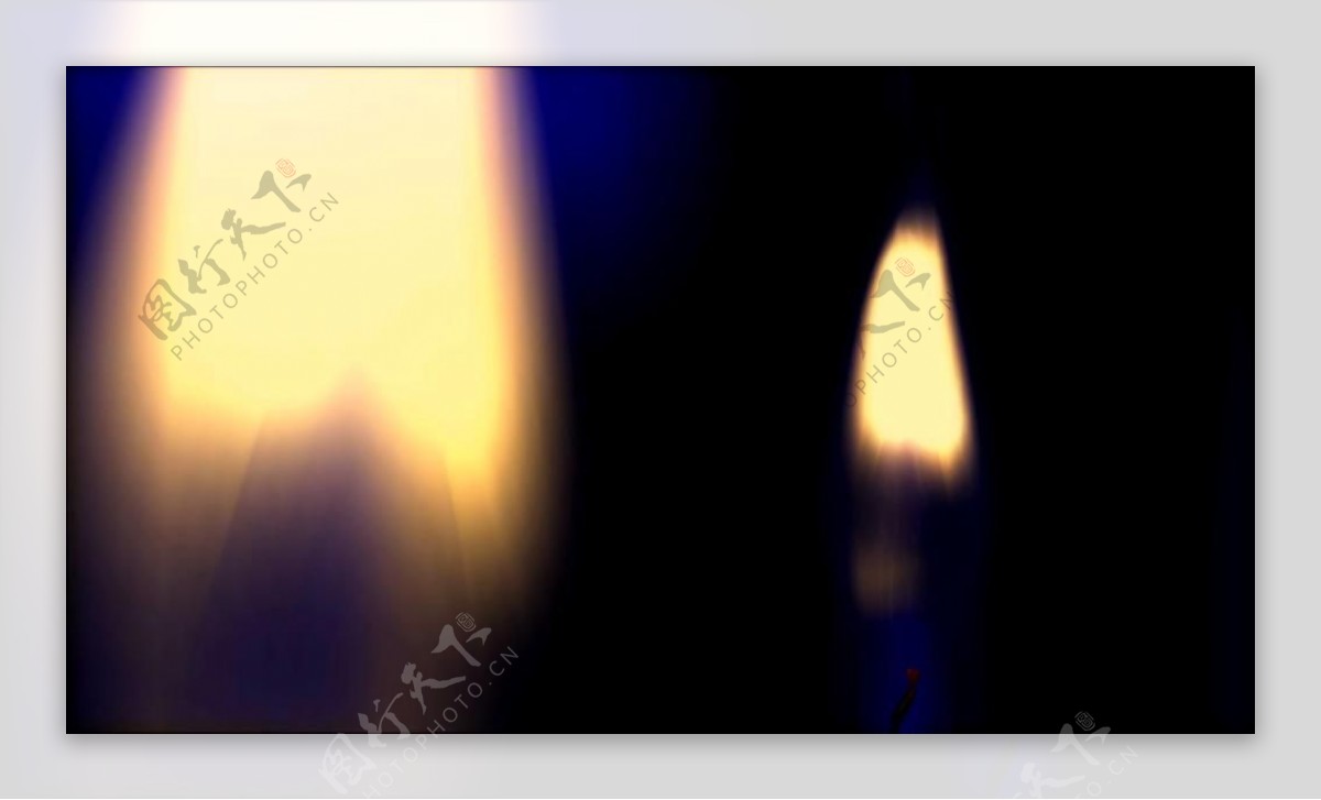 烛光映照透明幻像动态视频素材