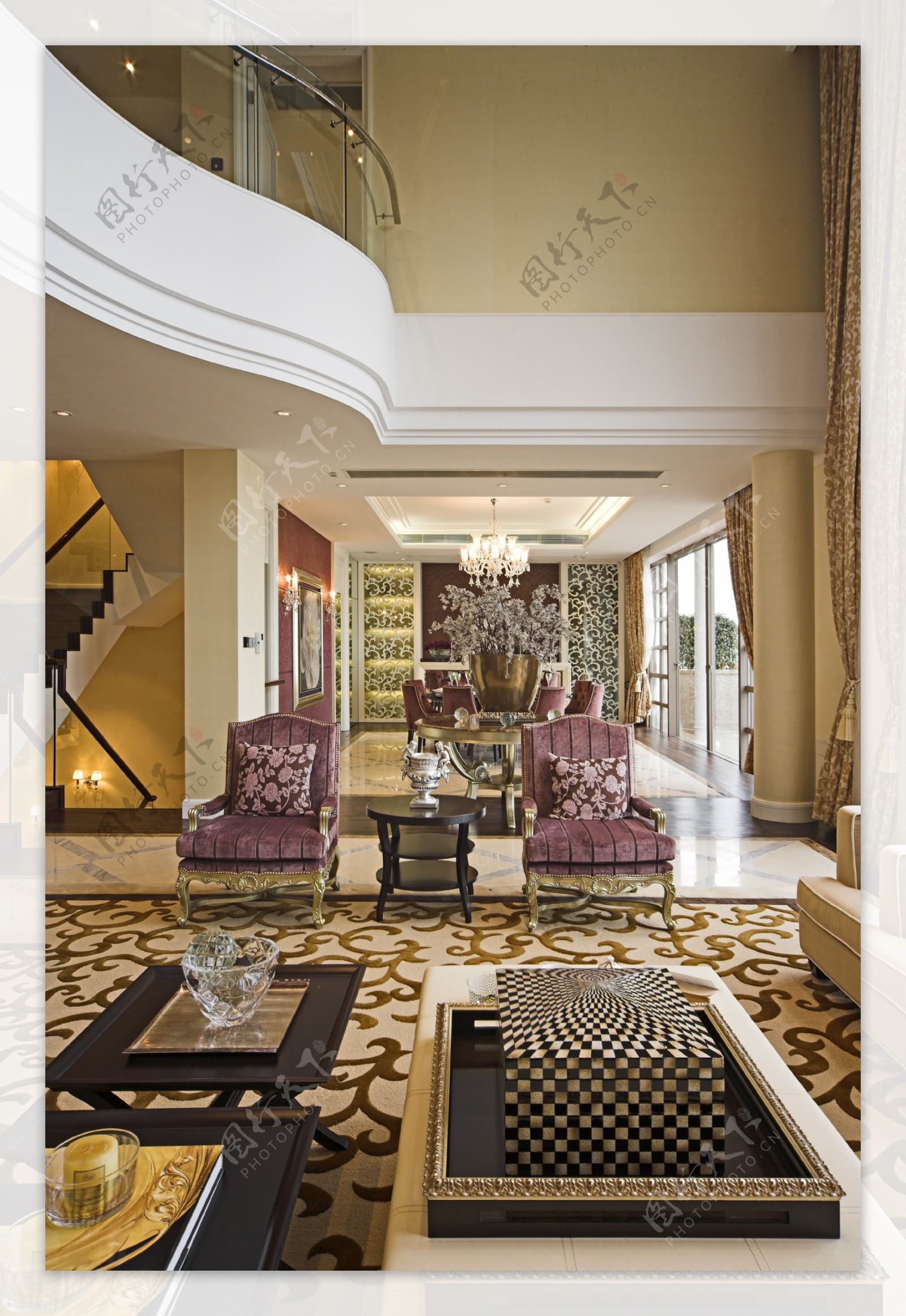 欧式客厅黄色花纹地毯室内装修效果图