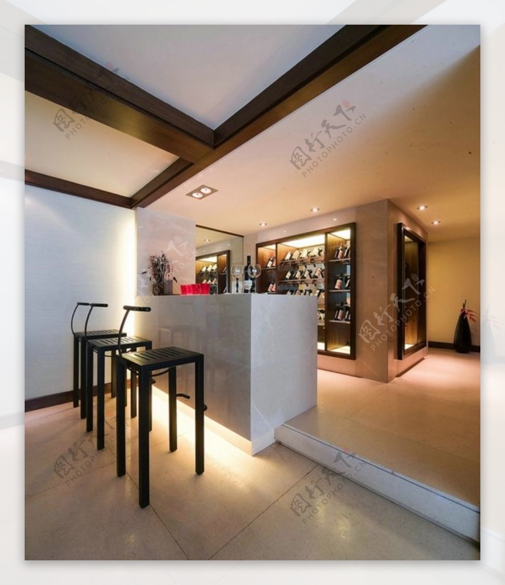 2017美式风格别墅开放式吧台双色瓷砖装修效果图片 – 设计本装修效果图