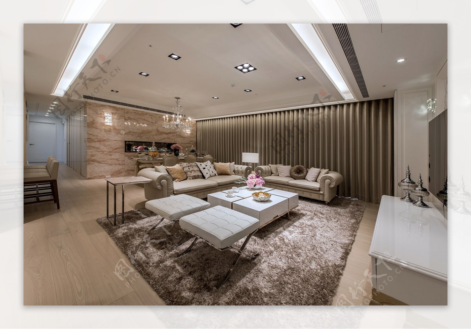 地毯欧式暖色客厅沙发效果图