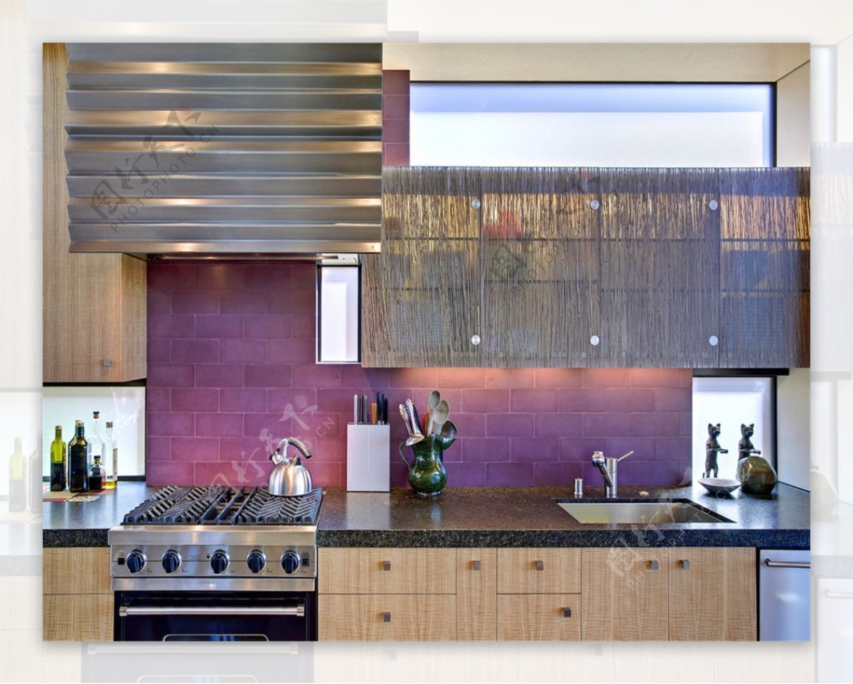 现代风格厨房灶台设计家装效果图