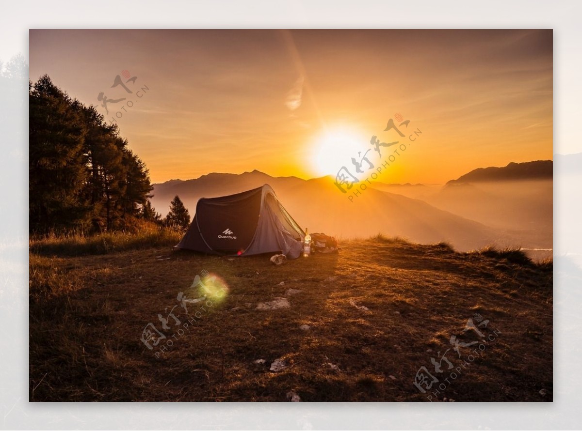 夕阳下的乡村风景