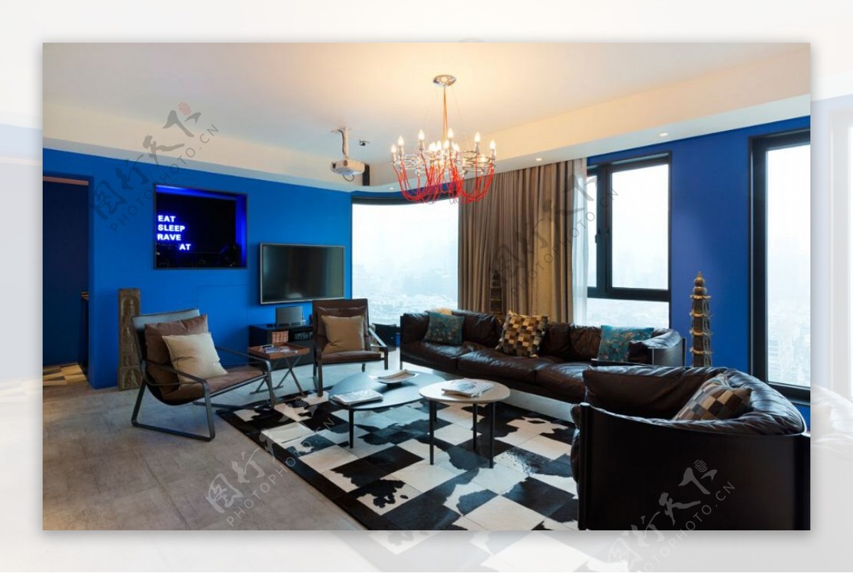 蓝色壁纸客厅现代效果图