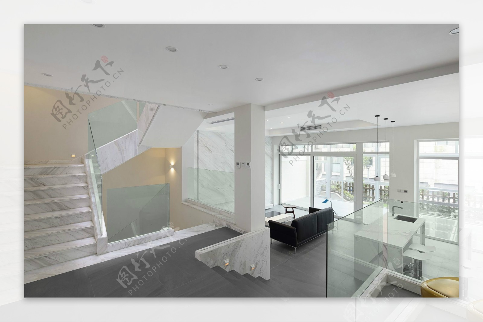 现代时尚客厅白色大理石楼梯室内装修效果图