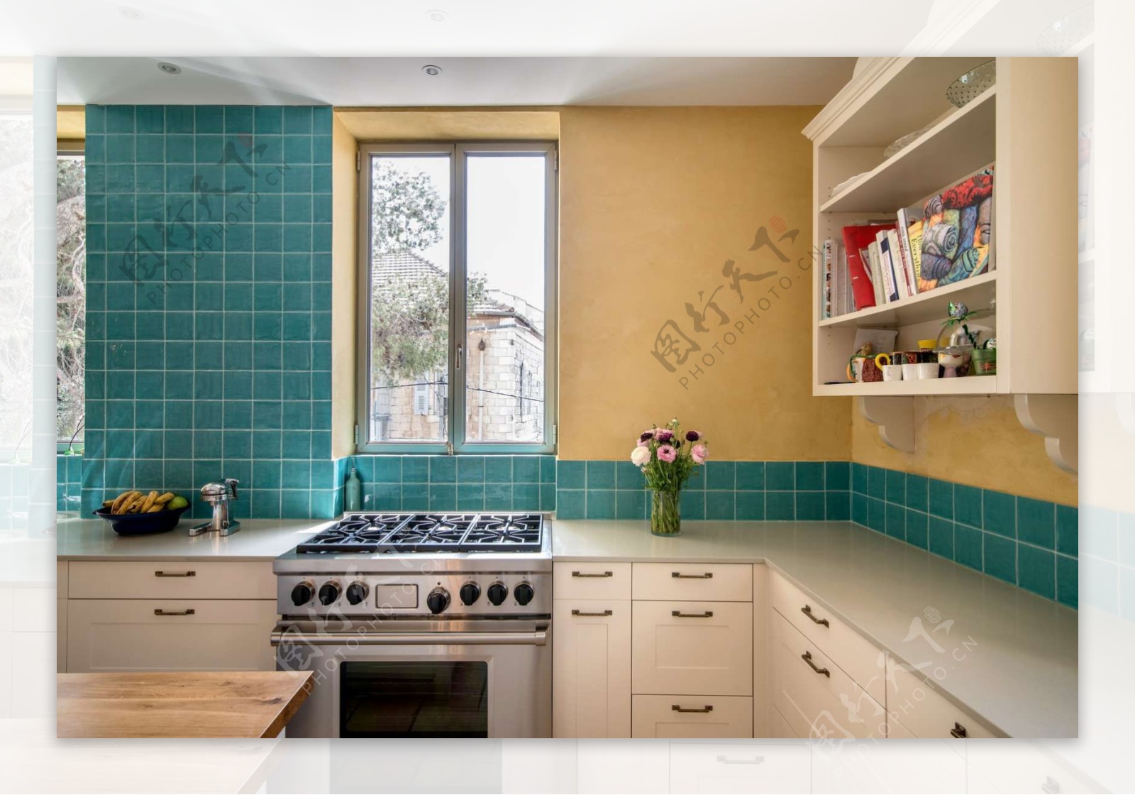 厨房 蓝白黑混搭几何图让原本清单的厨房即刻活泼起来-家居美图_装一网装修效果图