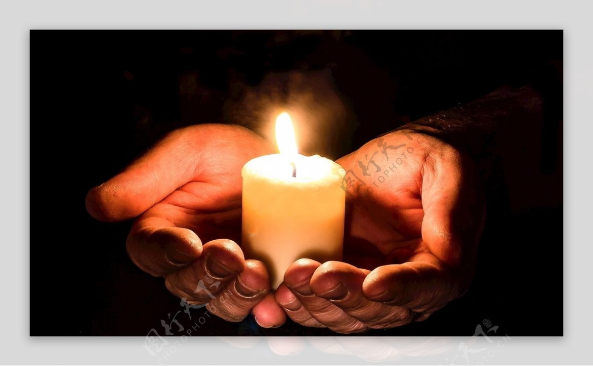 手蜡烛烛光希望祈祷