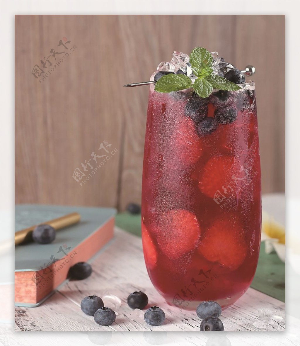 草莓汁草莓饮料
