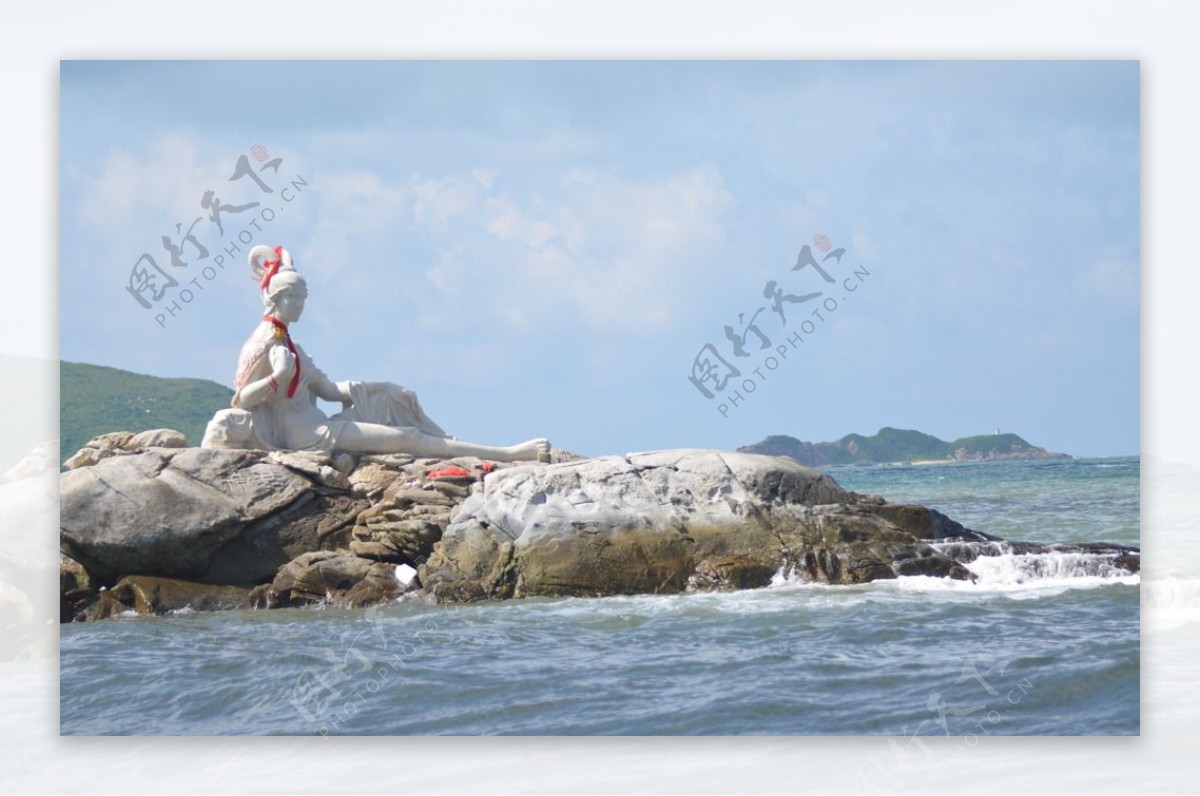 大海上的渔女雕塑
