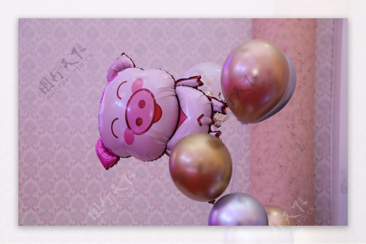 小猪气球