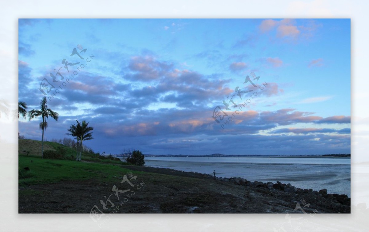 奥克兰海滨暮色风景